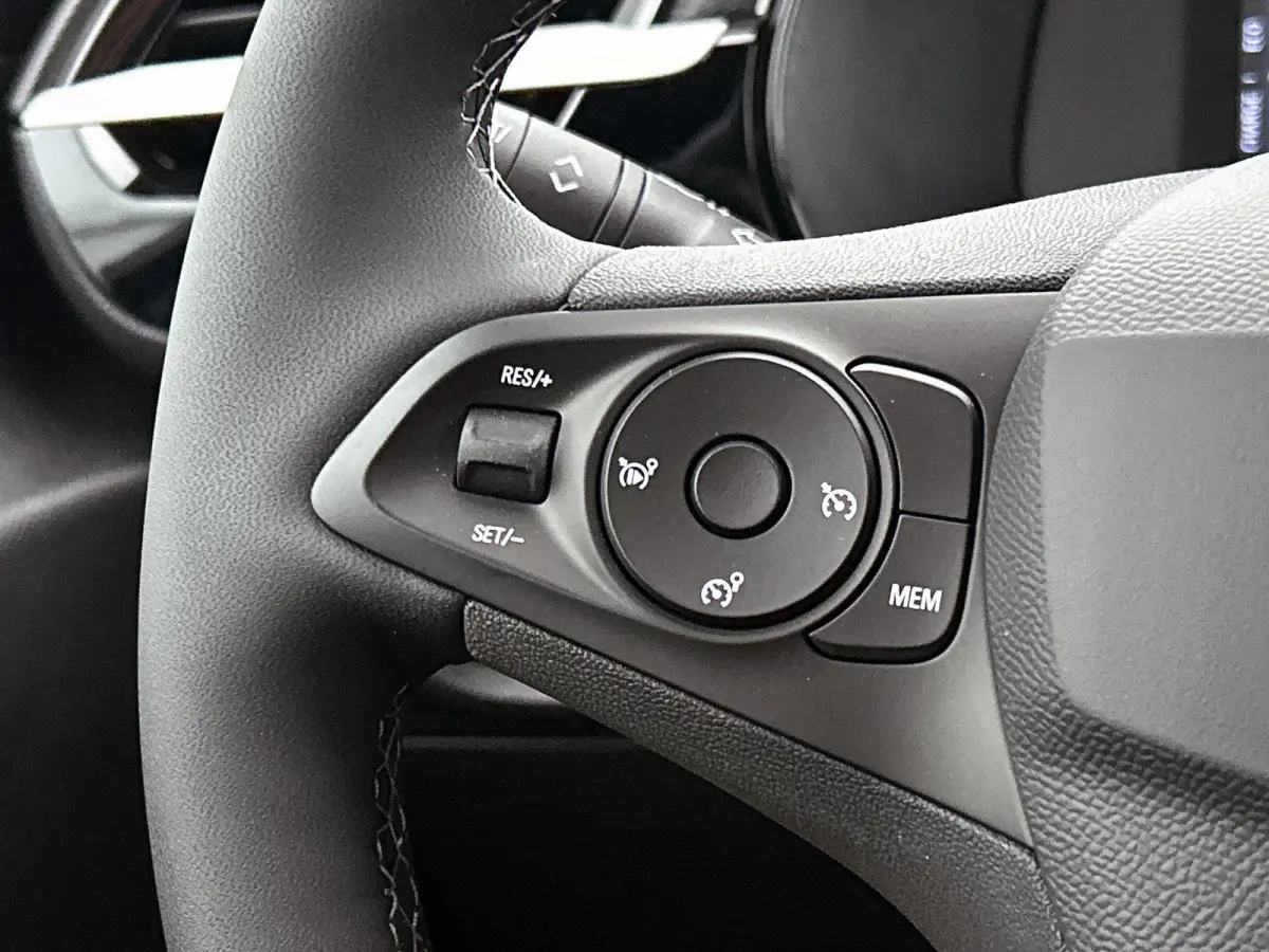 1.2 Turbo Hybrid Ultimate | Tot 8 Jaar Garantie! | DEMO SALE | beschikbaar vanaf 15-02-2027