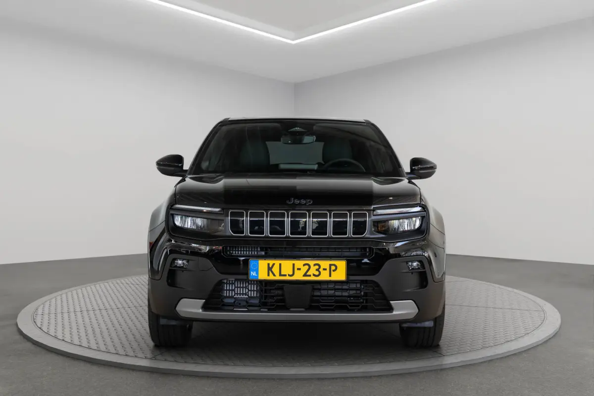 1.2 e-Hybrid Black Edition | Tot 8 Jaar Garantie | Winter Pack | Navigatie | Camera | Elektrische Achterklep | Parkeersensoren |