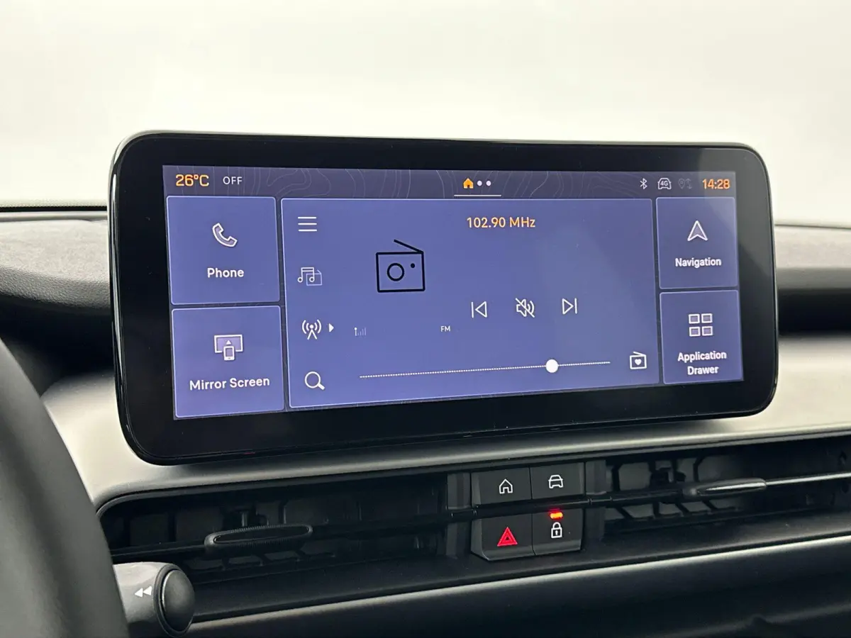 1.2 e-Hybrid Black Edition | VOORRAADVOORDEEL | Camera | Sensoren V+A | Elektrische Kofferklep | JBL | Stoelverwarming | Navi | Cruise Control Adaptief | 2+6 JAAR GARANTIE