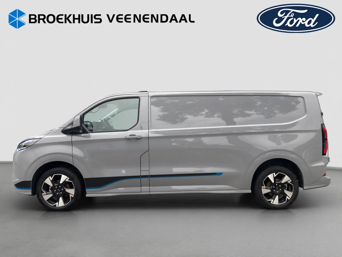 340 L2H1 Sport 71 kWh | Adap. Cruise Control | Trekhaak | Winterpack | CarPlay |
