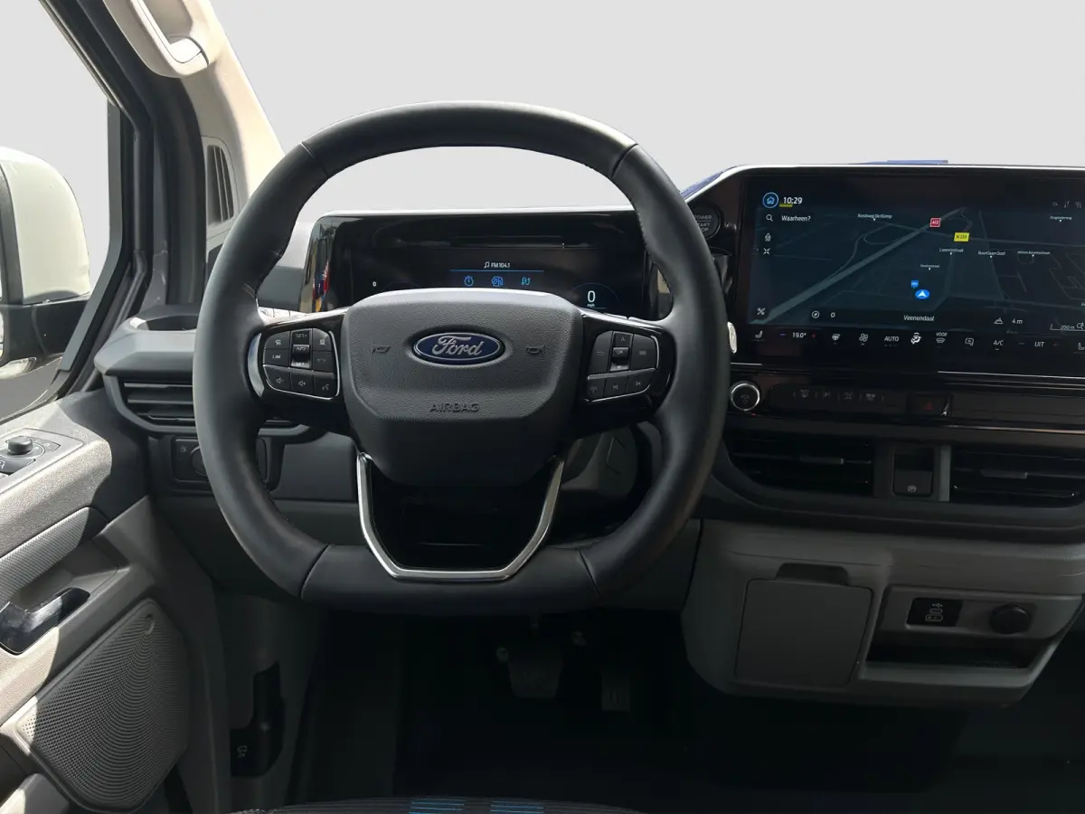 340 L2H1 Sport 71 kWh | Adap. Cruise Control | Trekhaak | Winterpack | CarPlay |