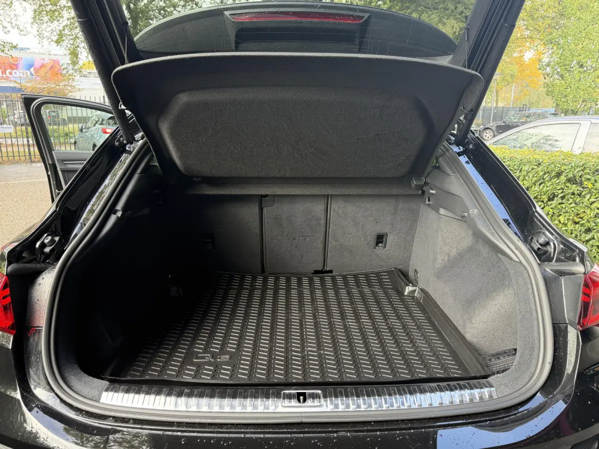 35 TFSI S Edition | WORDT VERWACHT | PANORAMADAK | ACHTERUITRIJCAMERA | SONOS AUDIO | STOELVERWARMING | APPLE CARPLAY - ANDROID AUTO | ELEKTRISCHE KOFFERKLEP | CLIMATE CONTROL | ADAPTIVE CRU