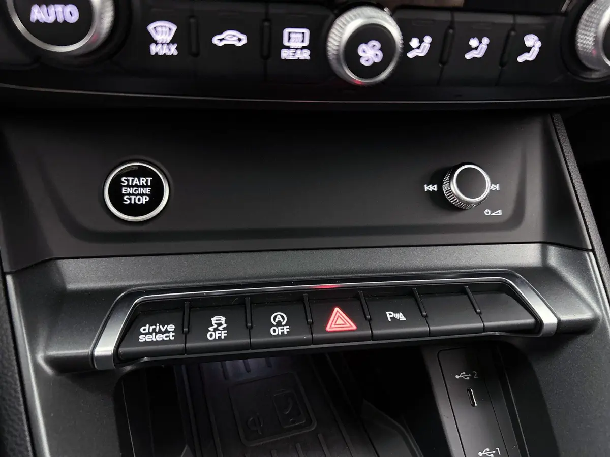 35 TFSI S Edition | WORDT VERWACHT | PANORAMADAK | ACHTERUITRIJCAMERA | SONOS AUDIO | STOELVERWARMING | APPLE CARPLAY - ANDROID AUTO | ELEKTRISCHE KOFFERKLEP | CLIMATE CONTROL | ADAPTIVE CRU