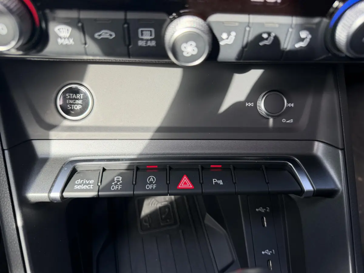 35 TFSI S Edition | WORDT VERWACHT | PANORAMADAK | ACHTERUITRIJCAMERA | SONOS AUDIO | STOELVERWARMING | APPLE CARPLAY - ANDROID AUTO | ELEKTRISCHE KOFFERKLEP | CLIMATE CONTROL | ADAPTIVE CRU