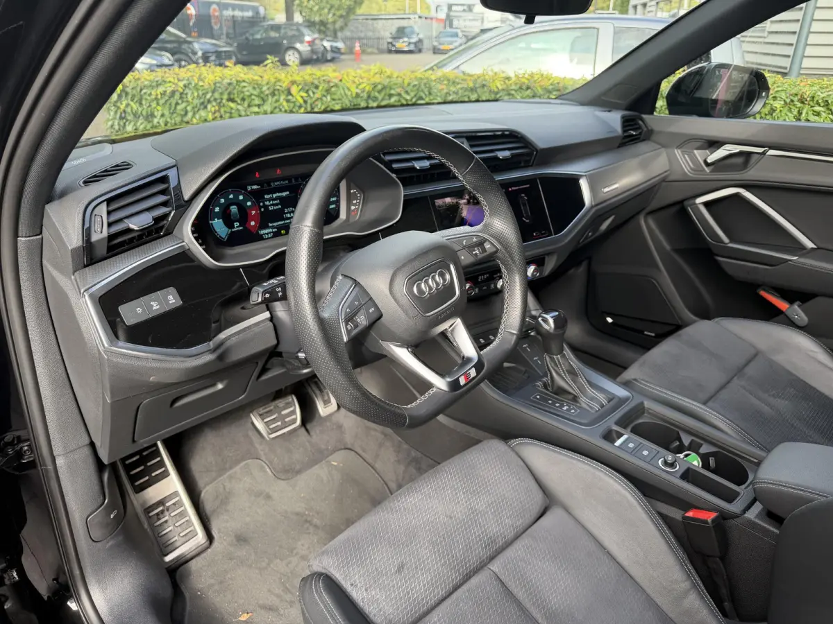 35 TFSI S Edition | WORDT VERWACHT | PANORAMADAK | ACHTERUITRIJCAMERA | SONOS AUDIO | STOELVERWARMING | APPLE CARPLAY - ANDROID AUTO | ELEKTRISCHE KOFFERKLEP | CLIMATE CONTROL | ADAPTIVE CRU