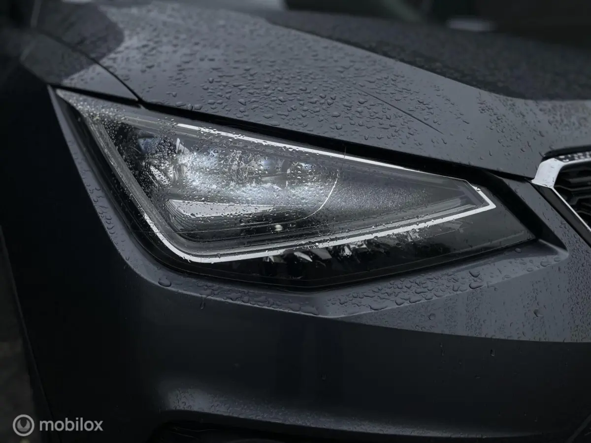 1.0 TSI Style Launch Edition| CarPlay | Trekhaak | PDC | All-Season | Stoelverwarming | LED |