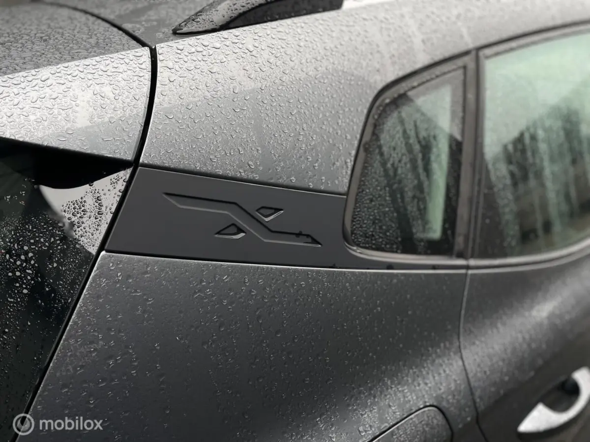 1.0 TSI Style Launch Edition| CarPlay | Trekhaak | PDC | All-Season | Stoelverwarming | LED |