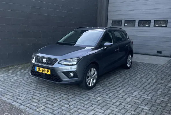 1.0 TSI Style Launch Edition| CarPlay | Trekhaak | PDC | All-Season | Stoelverwarming | LED |