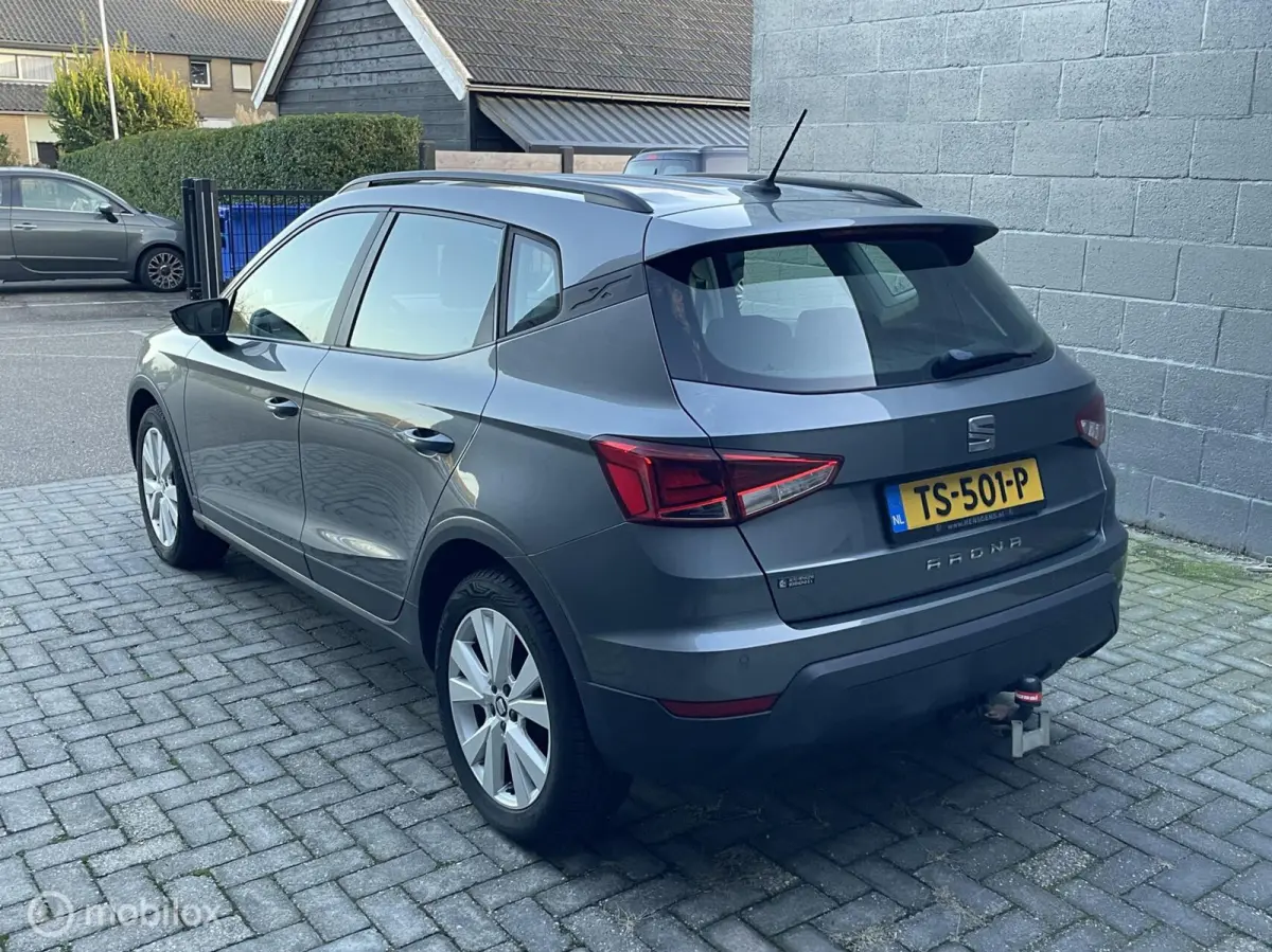 1.0 TSI Style Launch Edition| CarPlay | Trekhaak | PDC | All-Season | Stoelverwarming | LED |