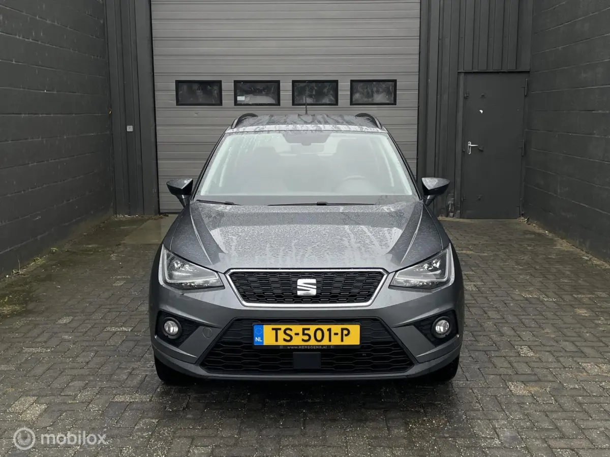1.0 TSI Style Launch Edition| CarPlay | Trekhaak | PDC | All-Season | Stoelverwarming | LED |