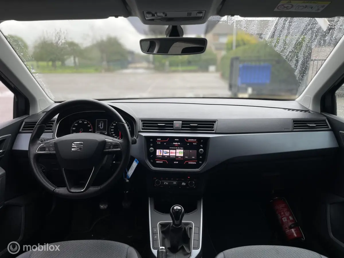 1.0 TSI Style Launch Edition| CarPlay | Trekhaak | PDC | All-Season | Stoelverwarming | LED |