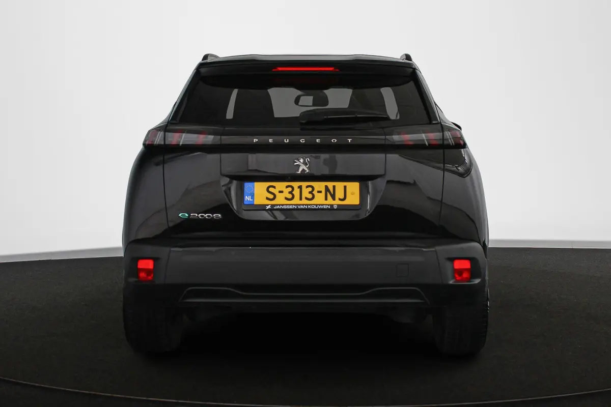 EV 136 pk Allure 50 kWh Stoelverwarming Camera Apple CarPlay 17"