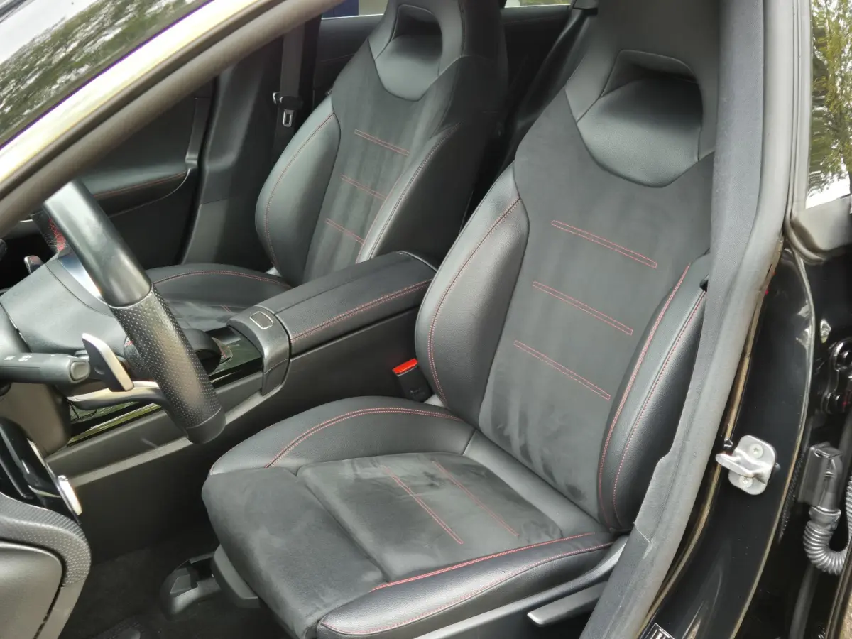 250 e AMG Line | 95,09% | Wegkl. Trekhaak | Navigatie | Licht metalen velgen | Parkeersensoren + Camera | Cruise Control