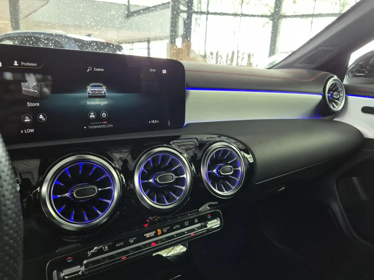 250 e AMG Line | 95,09% | Wegkl. Trekhaak | Navigatie | Licht metalen velgen | Parkeersensoren + Camera | Cruise Control