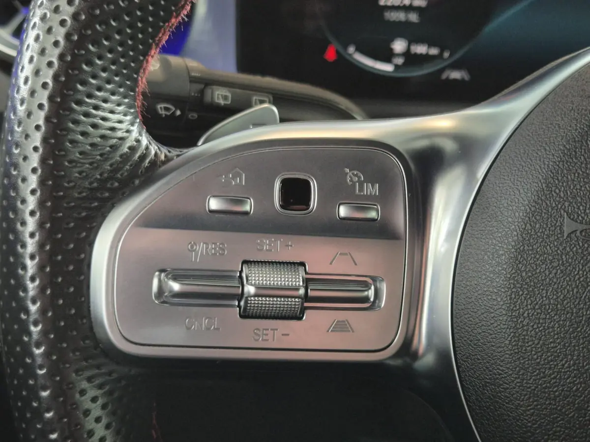 250 e AMG Line | 95,09% | Wegkl. Trekhaak | Navigatie | Licht metalen velgen | Parkeersensoren + Camera | Cruise Control
