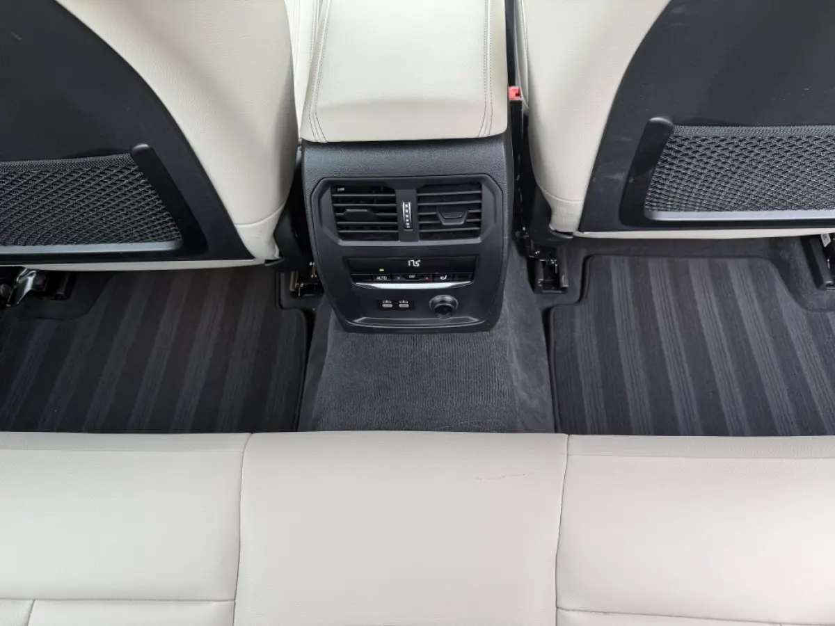 330e High Executive I M-Sport I Leder I Trekhaak I Navi I Led