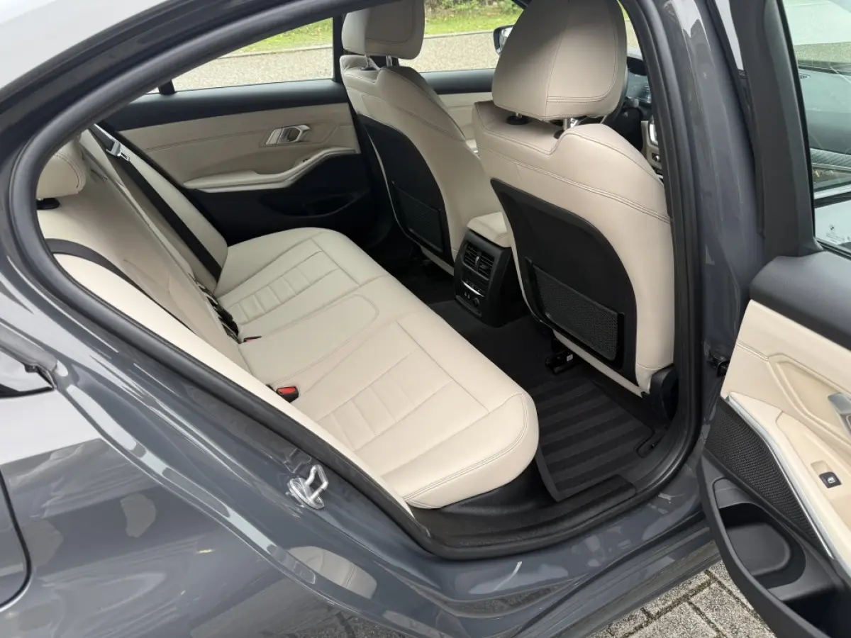 330e High Executive I M-Sport I Leder I Trekhaak I Navi I Led