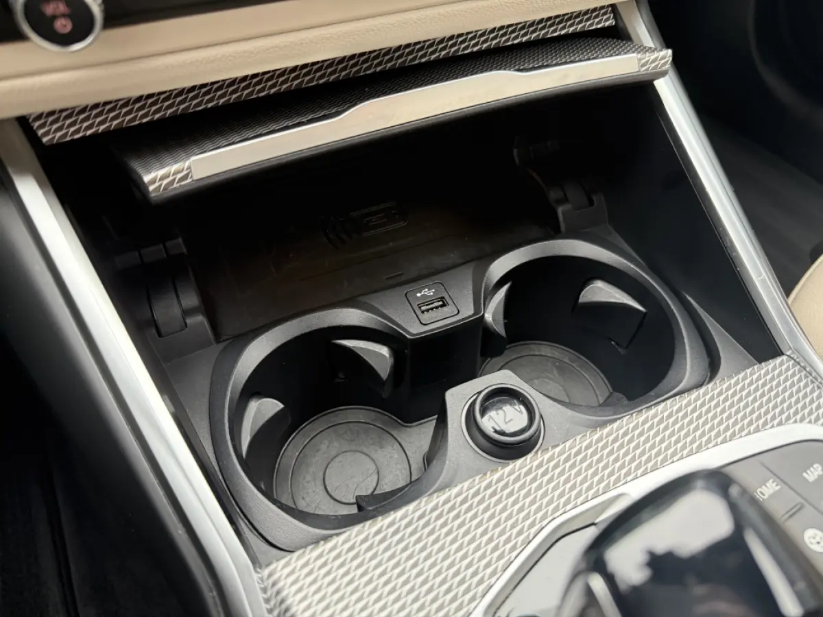 330e High Executive I M-Sport I Leder I Trekhaak I Navi I Led