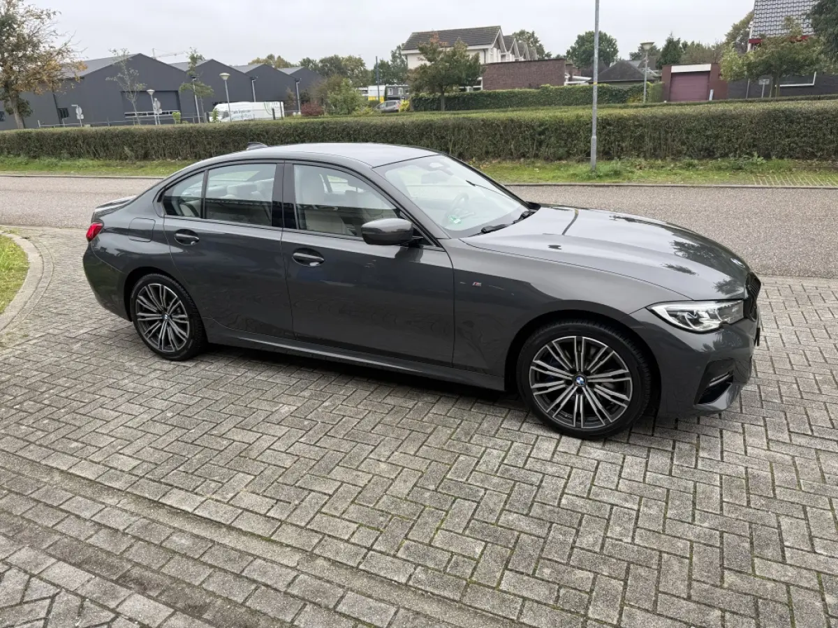 330e High Executive I M-Sport I Leder I Trekhaak I Navi I Led