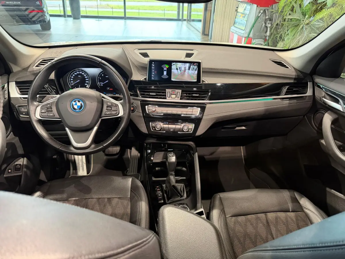 xDrive25e Pano schuif camera keyless