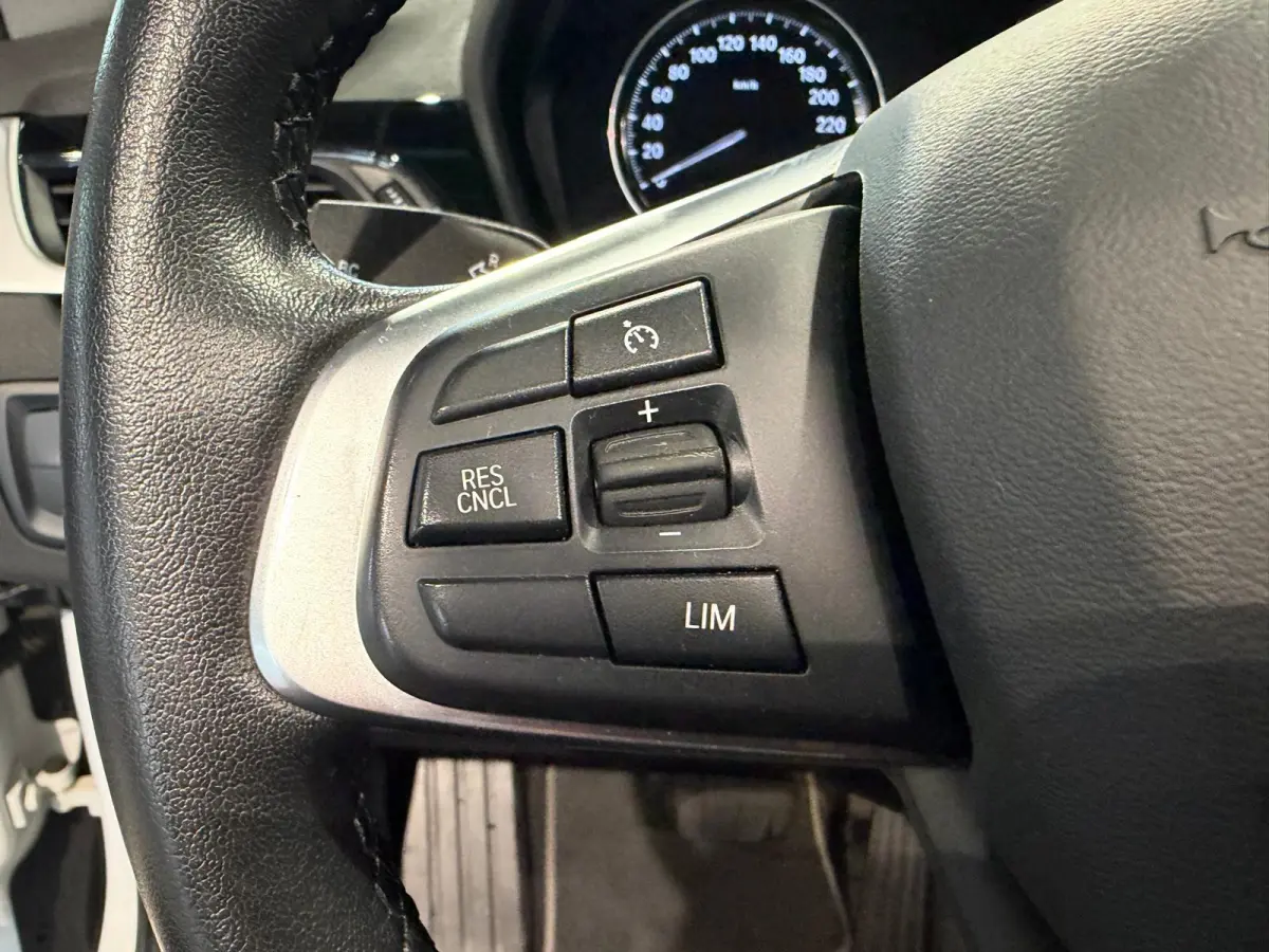 xDrive25e Pano schuif camera keyless