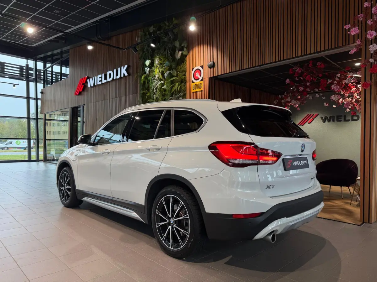 xDrive25e Pano schuif camera keyless