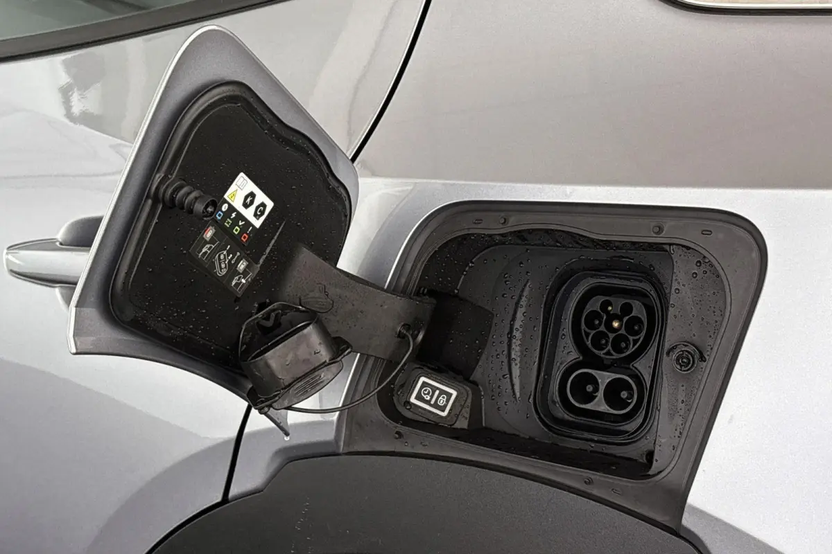 Edition 50-kWh 11kw bl. SOH 100% Stuur-Stoelverwarming Camera
