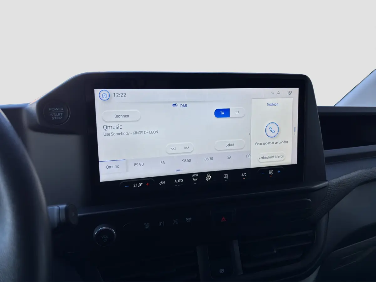 320 2.0 TDCI L2H1 Trend | Cruise Control | Camera | Trekhaak | CarPlay |