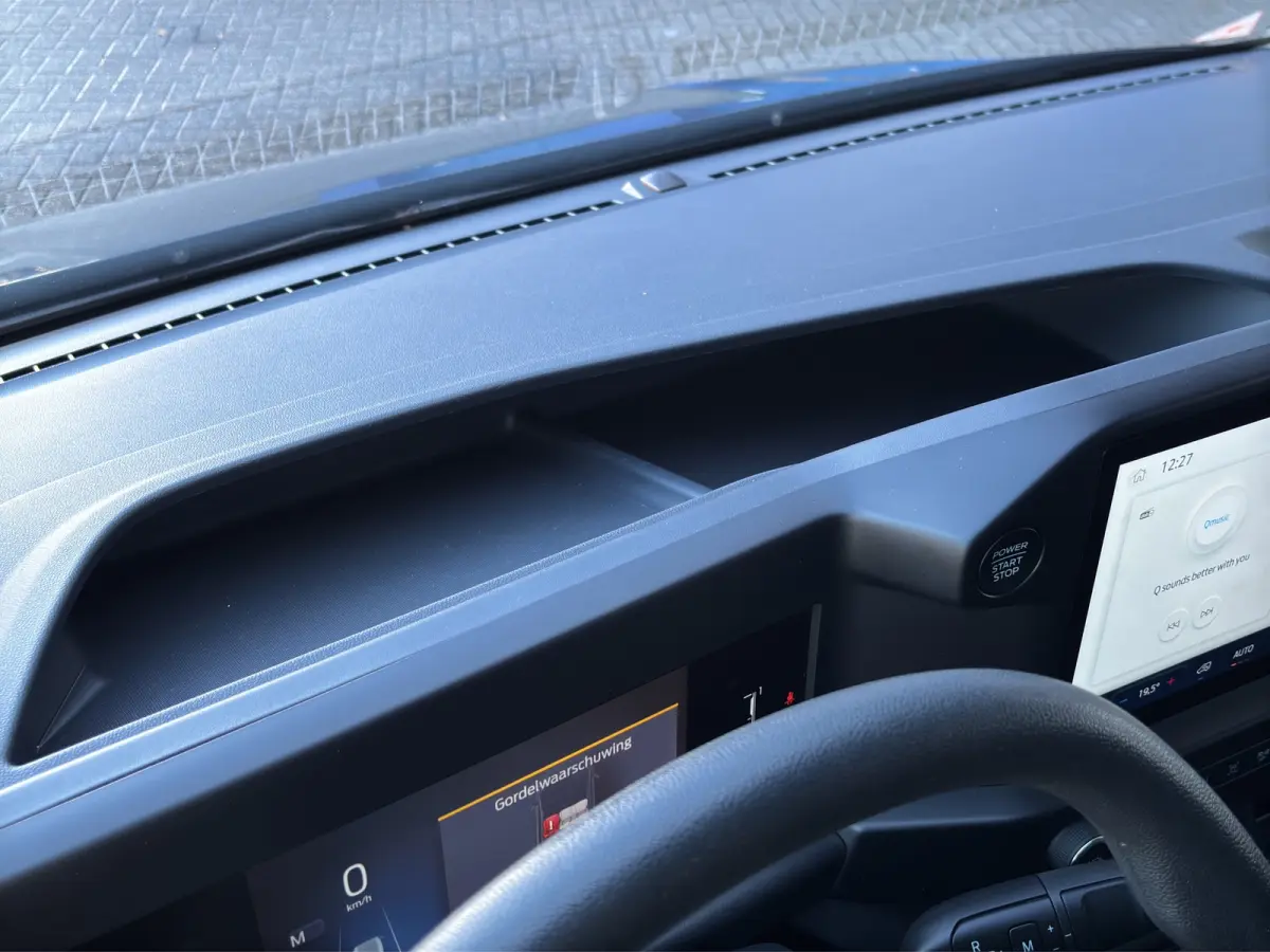 320 2.0 TDCI L2H1 Trend | Cruise Control | Camera | Trekhaak | CarPlay |