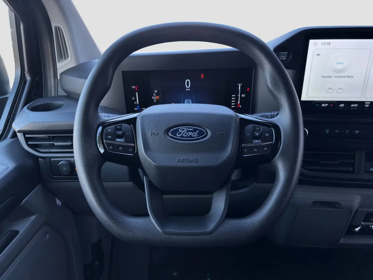 320 2.0 TDCI L2H1 Trend | Cruise Control | Camera | Trekhaak | CarPlay |