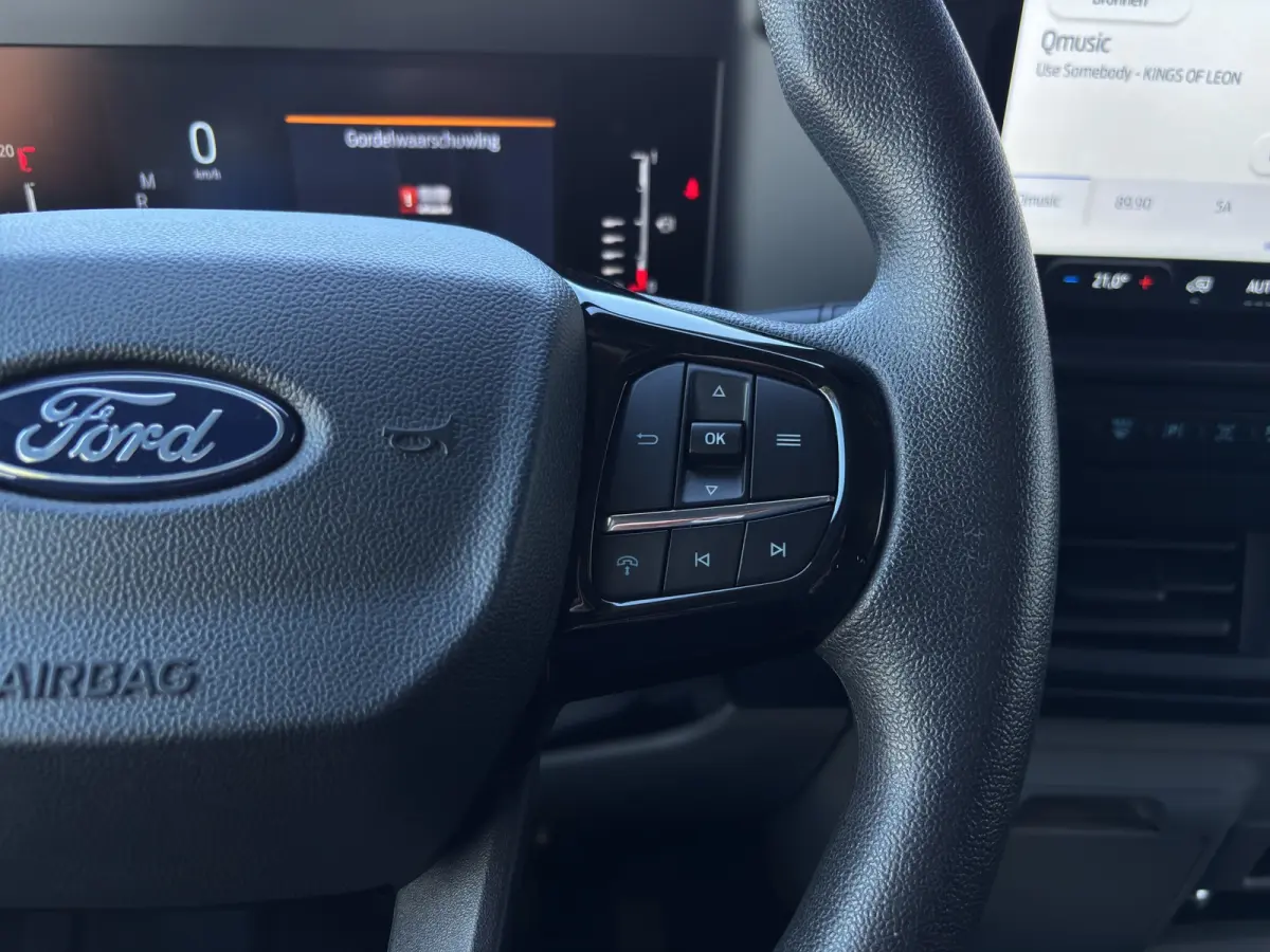 320 2.0 TDCI L2H1 Trend | Cruise Control | Camera | Trekhaak | CarPlay |