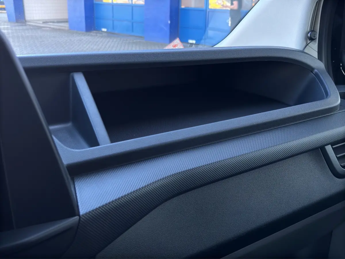 320 2.0 TDCI L2H1 Trend | Cruise Control | Camera | Trekhaak | CarPlay |