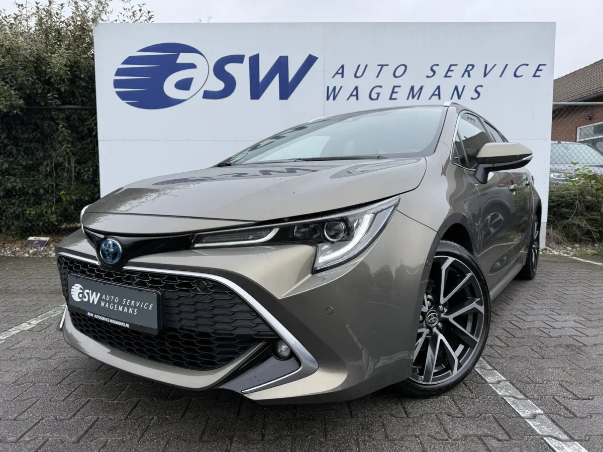 2.0 Hybrid Executive | HUD | ACC | CarPlay | Camera | JBL | 18 inch