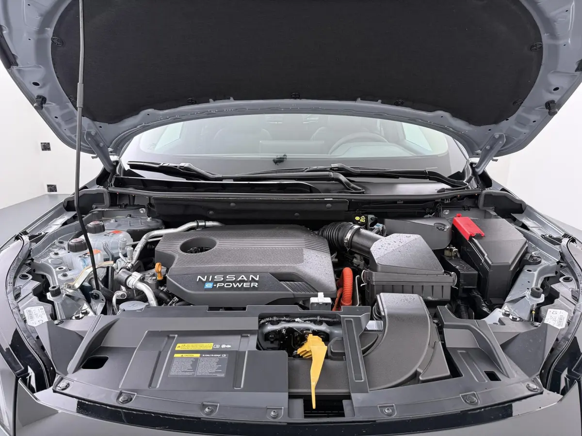 1.5 e-Power N-Connecta €4000,- Voorraadkorting!! | Cold Pack | Google Built-in