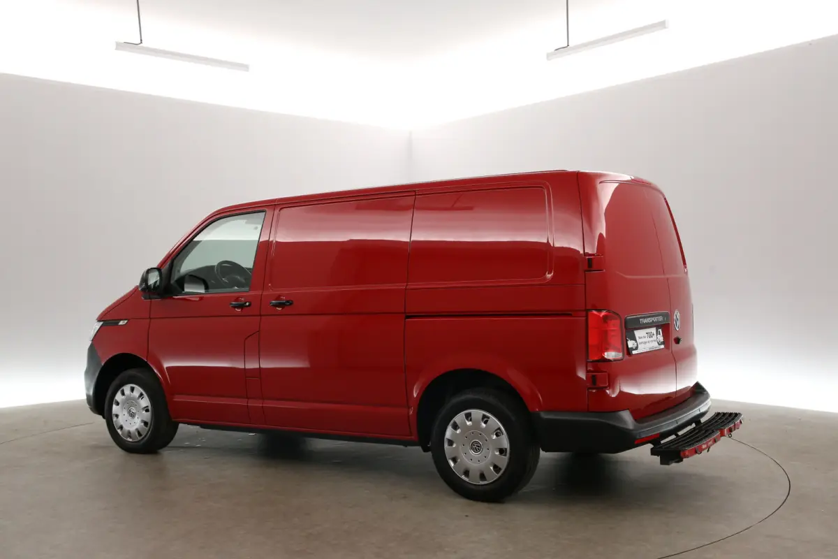 2.0 TDI 150PK L1H1 | DSG | Airco | Camera | Cruise | 3 Zits | 2xSchuifdeur | Carplay