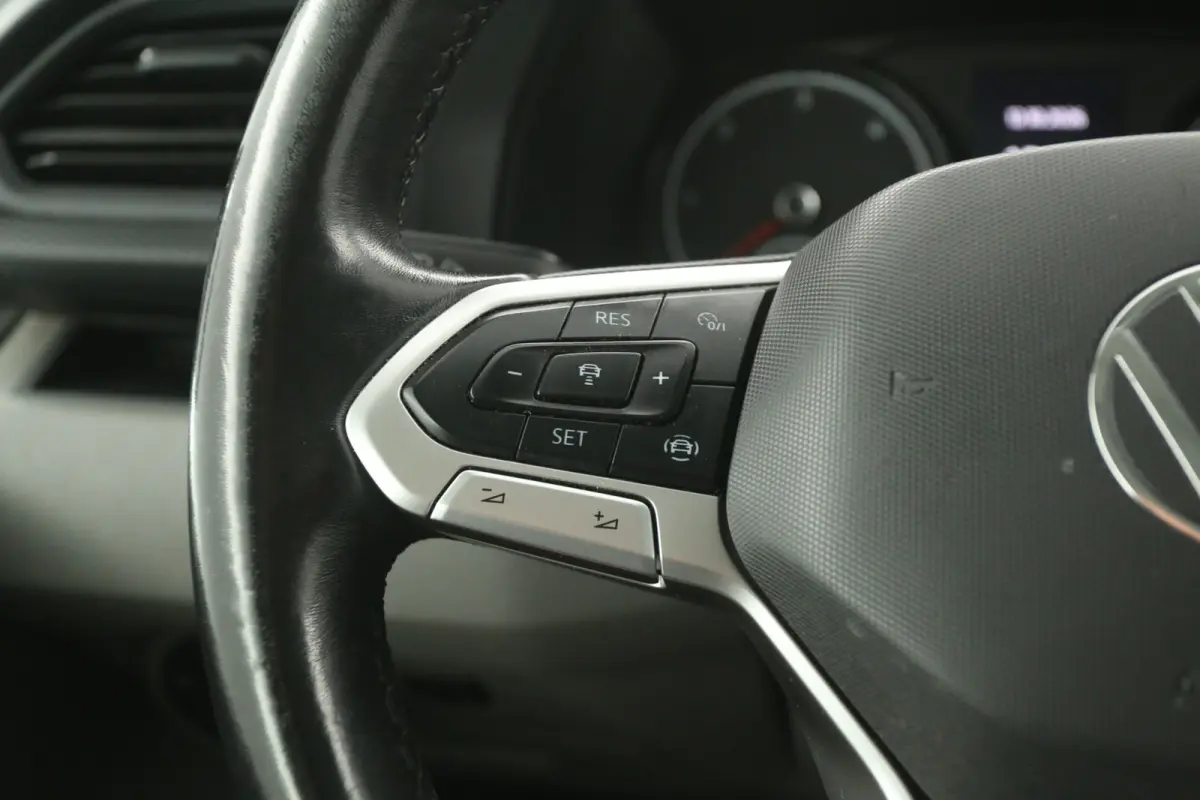 2.0 TDI 150PK L1H1 | DSG | Airco | Camera | Cruise | 3 Zits | 2xSchuifdeur | Carplay