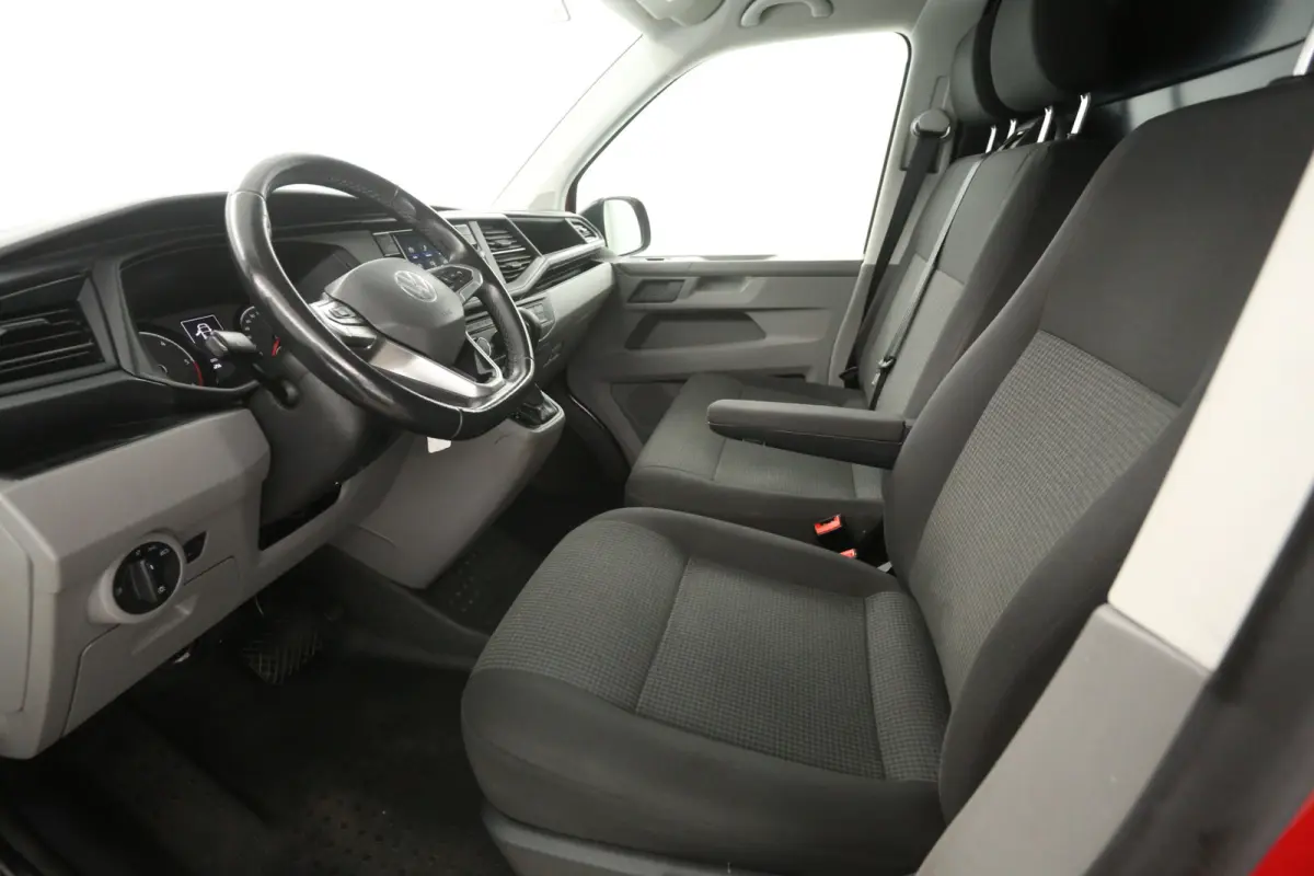 2.0 TDI 150PK L1H1 | DSG | Airco | Camera | Cruise | 3 Zits | 2xSchuifdeur | Carplay