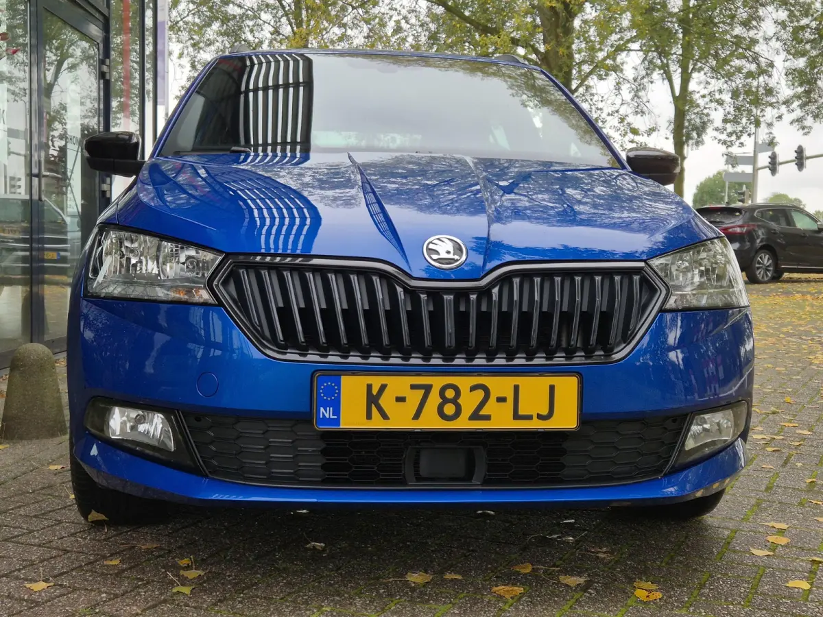 1.0 TSI Sport Business | Navigatie | Apple Carplay | Trekhaak | Climate Control | Parkeersensoren | Cruise Control