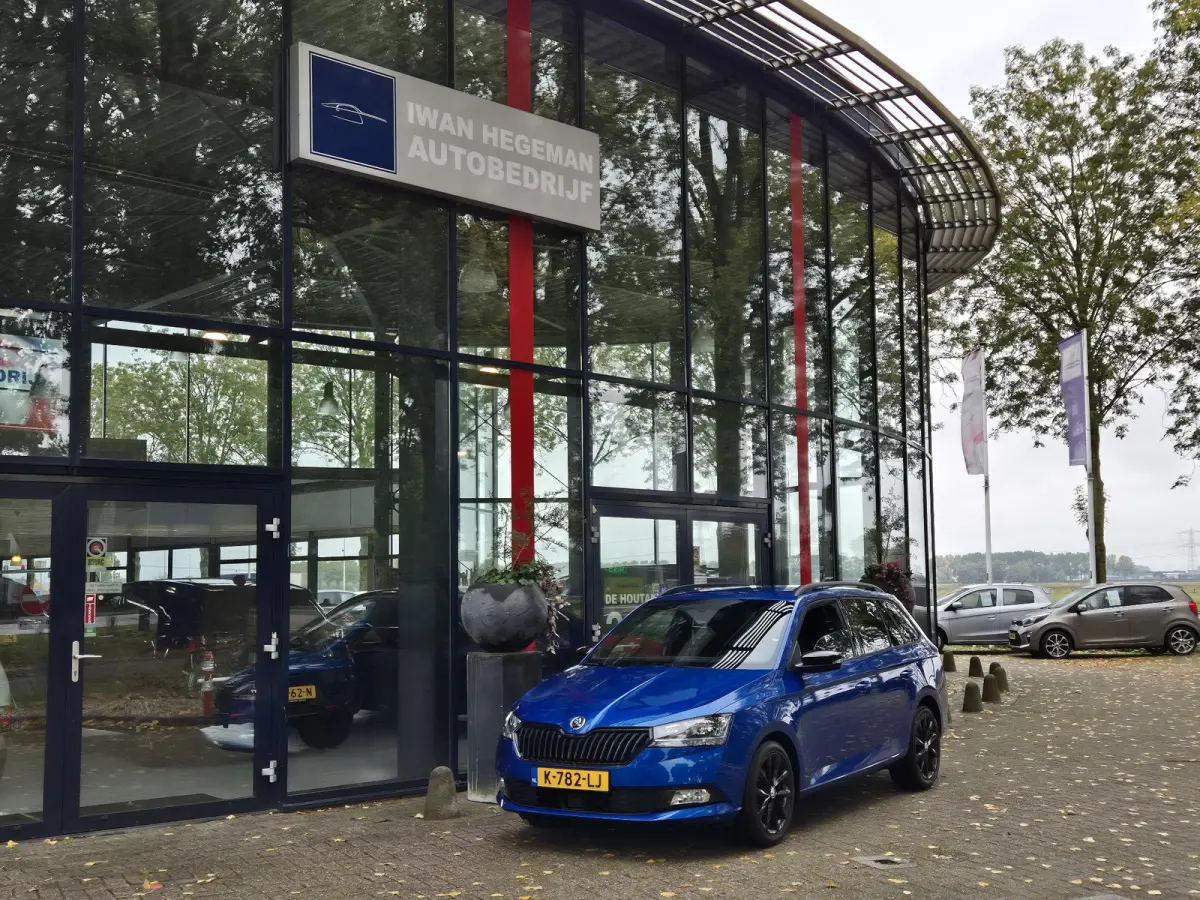 1.0 TSI Sport Business | Navigatie | Apple Carplay | Trekhaak | Climate Control | Parkeersensoren | Cruise Control