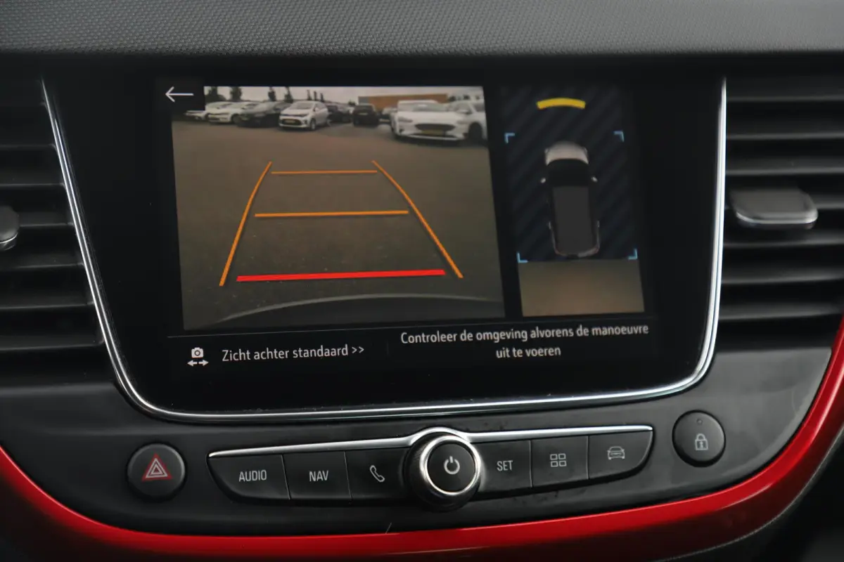 1.2 Turbo GS Line 131PK Automaat NIEUW MODEL Winter Pakket Navigatie Achteruitrijcamera Climate Cruise Control 16 inch Parkeersensoren