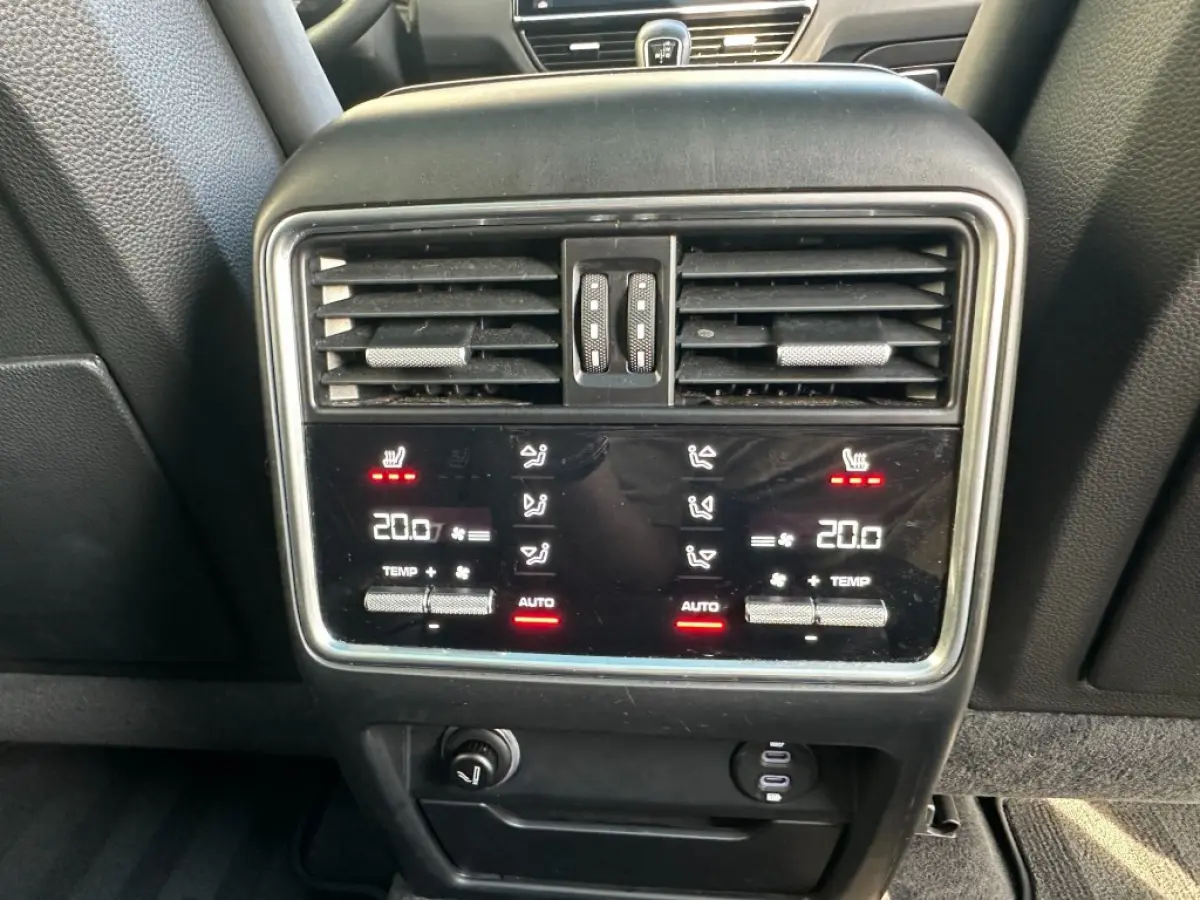 3.0 E-Hybrid bj2020 *Pano *Adaptive *Head-up *Sport uitlaat
