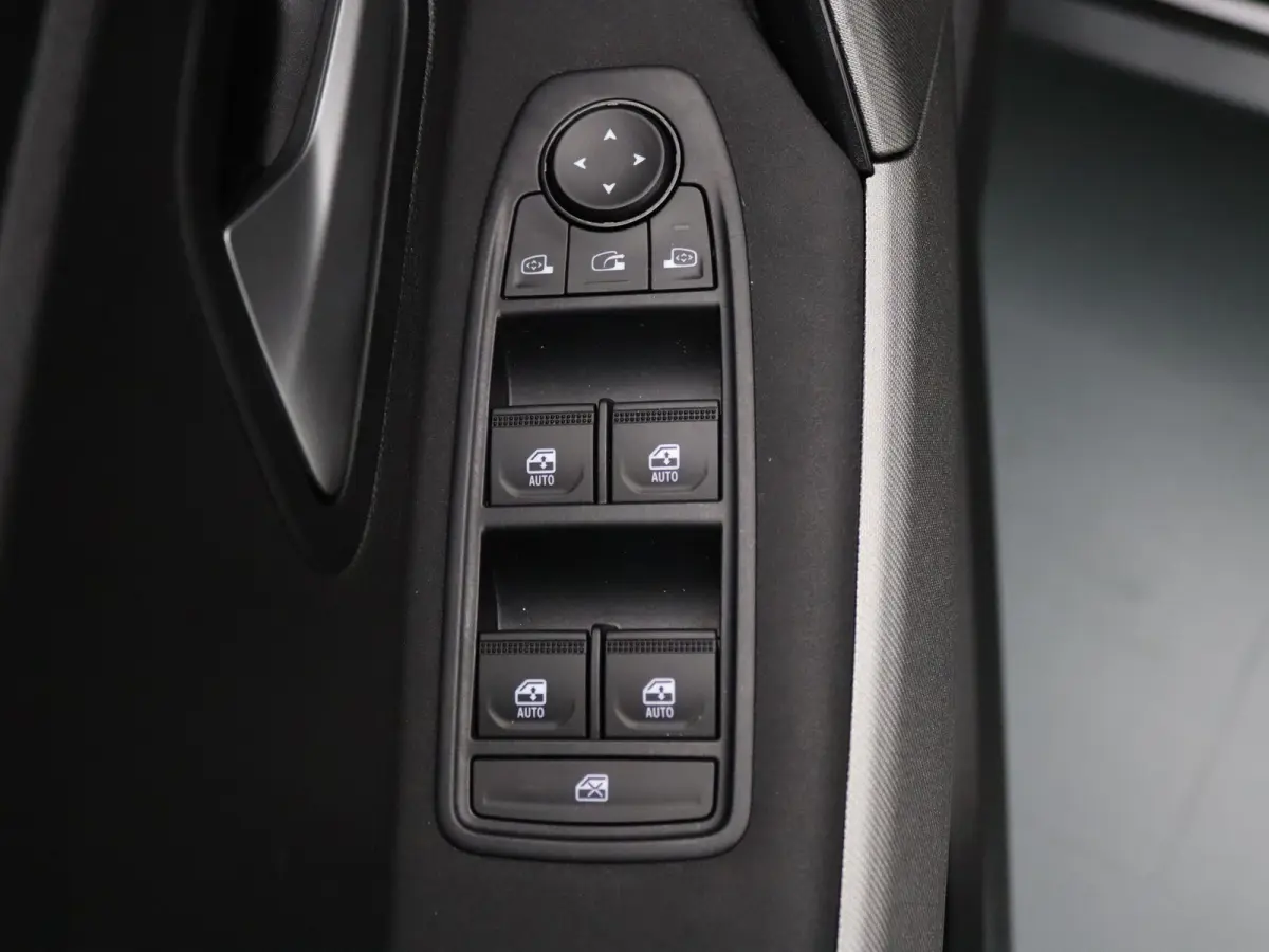 155pk Hybrid Journey Apple Carplay/Android Auto | Climate