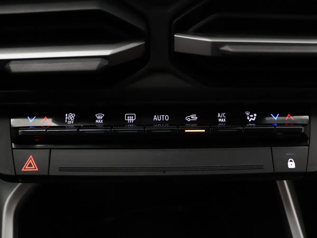 155pk Hybrid Journey Apple Carplay/Android Auto | Climate