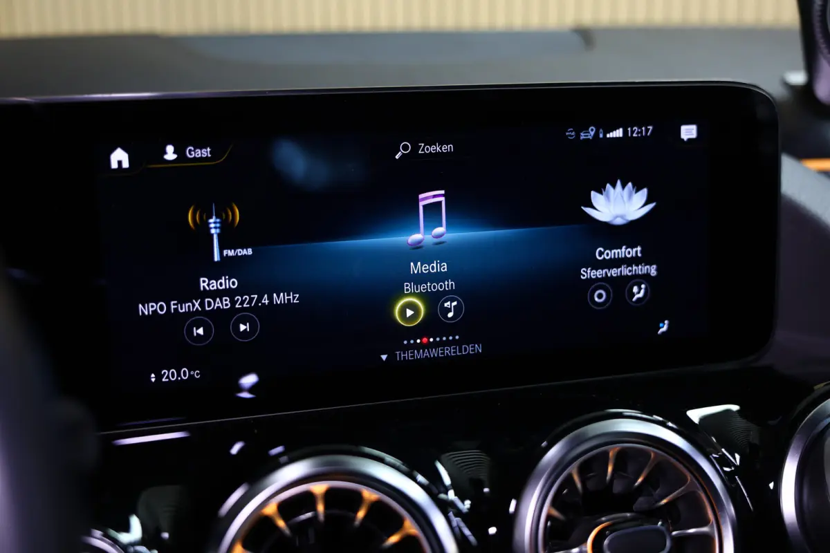 250 e AMG Line AVM CARPLAY NAVI CLIMA PDC CRUISE CAMERA SFEER THAAK '22