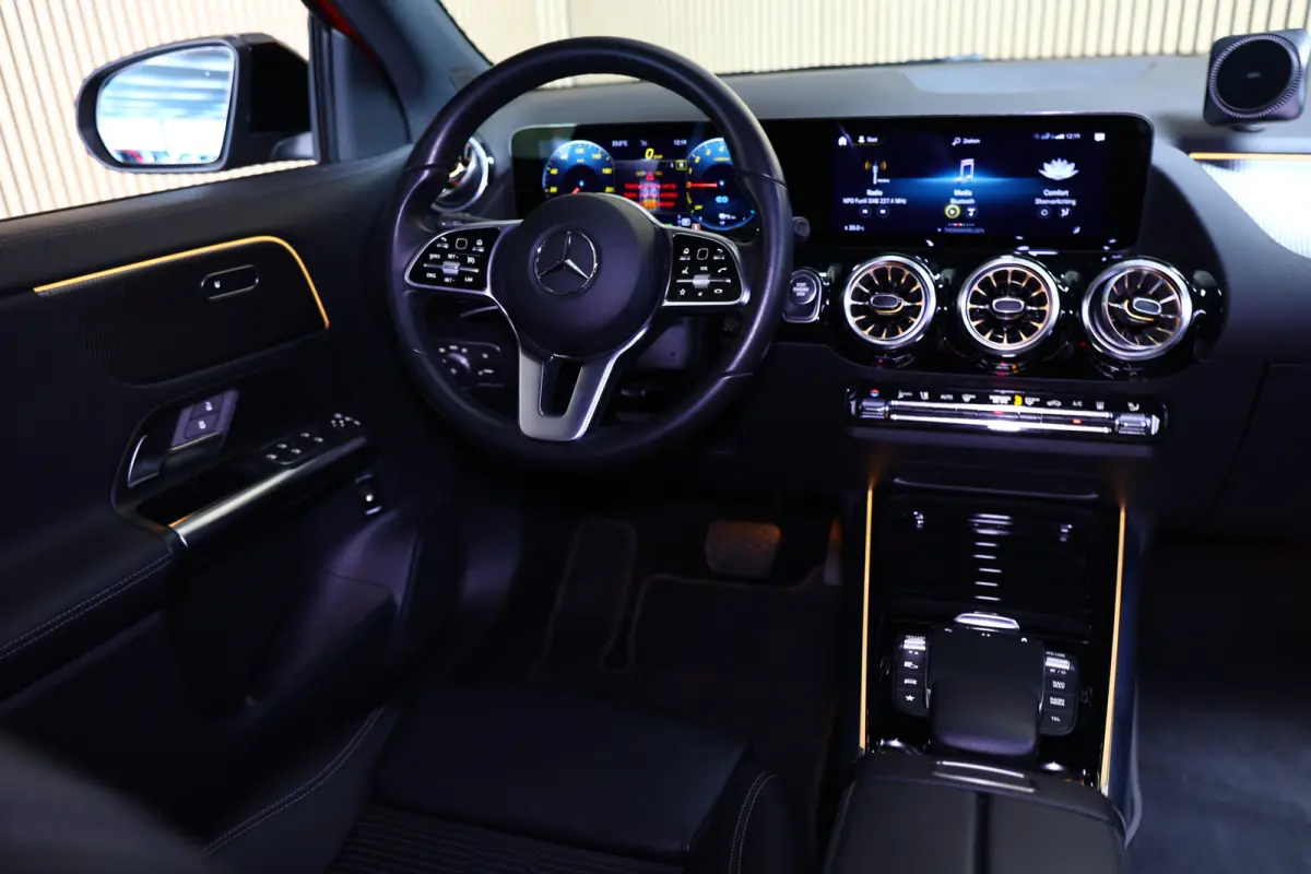 250 e AMG Line AVM CARPLAY NAVI CLIMA PDC CRUISE CAMERA SFEER THAAK '22