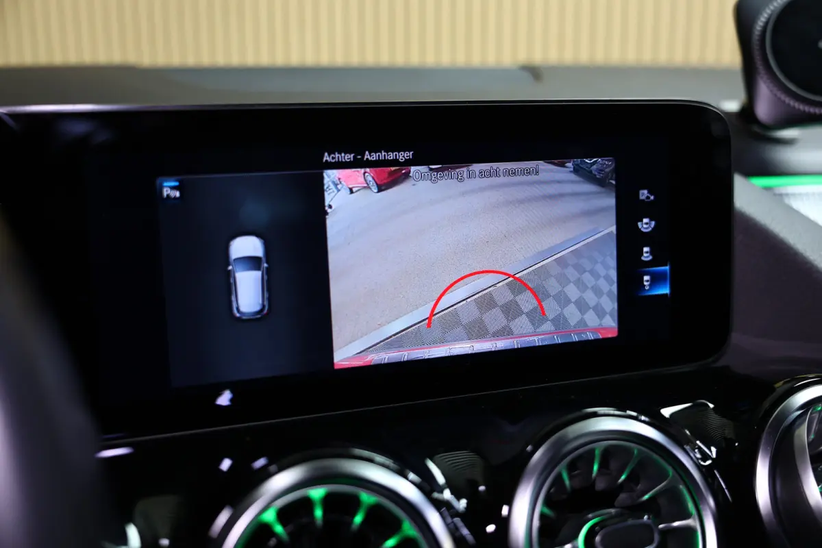 250 e AMG Line AVM CARPLAY NAVI CLIMA PDC CRUISE CAMERA SFEER THAAK '22