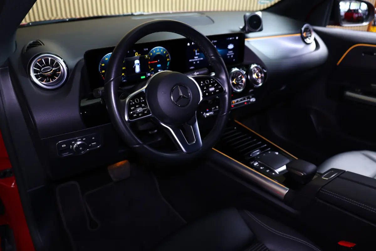 250 e AMG Line AVM CARPLAY NAVI CLIMA PDC CRUISE CAMERA SFEER THAAK '22