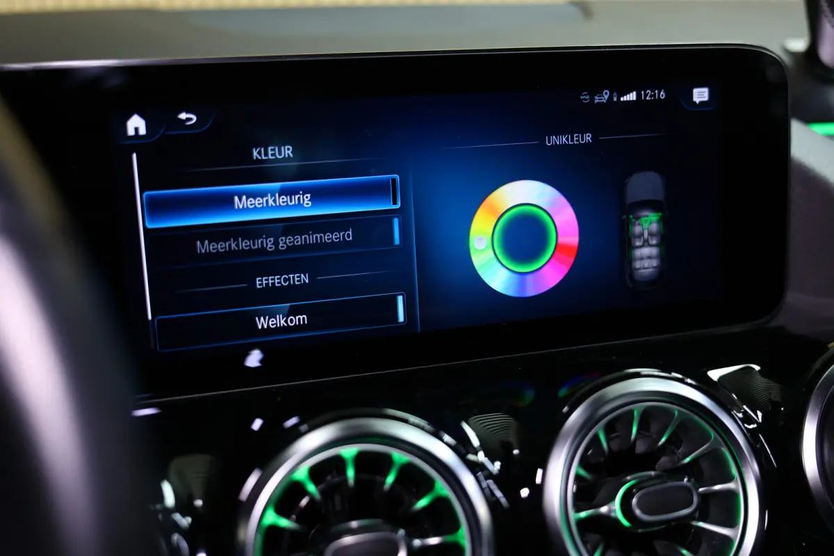 250 e AMG Line AVM CARPLAY NAVI CLIMA PDC CRUISE CAMERA SFEER THAAK '22