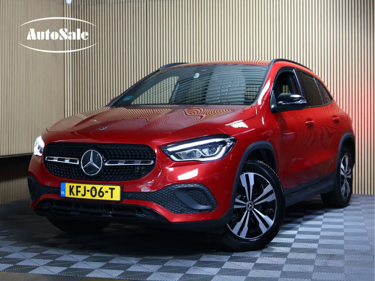 250 e AMG Line AVM CARPLAY NAVI CLIMA PDC CRUISE CAMERA SFEER THAAK '22