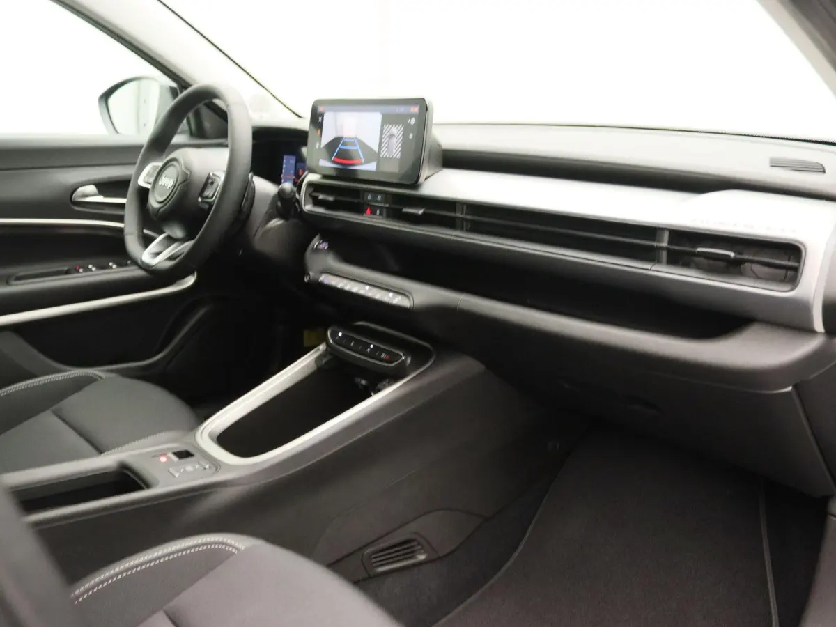 1.2 e-Hybrid Summit | VOORRAAD VOORDEEL | TOT 8 JAAR GARANTIE | VAN € 41.175,- VOOR € 34.995,-